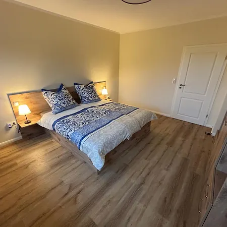 Terrassen Paradies Lueneburger Heide * سولتو